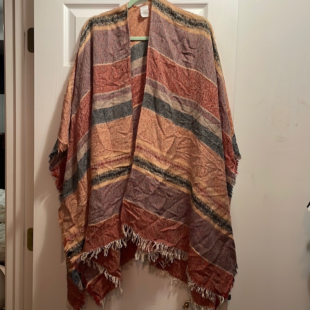 Shaw.  New, never worn!